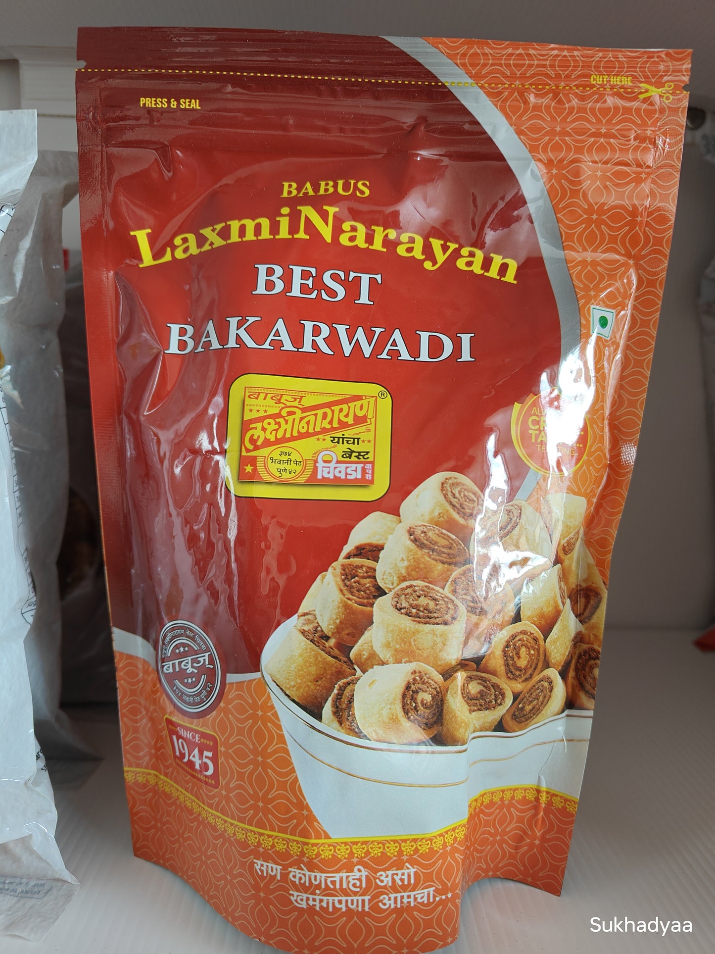 LAXMINARAYAN'S BEST BAKARWADI 250gm
